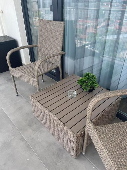Apartament Jadis 3 Oradea Exterior foto